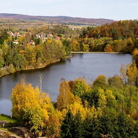 Lakefront Family Retreat * Güntersberge