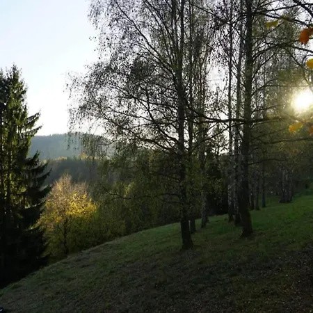 Lakefront Family Retreat