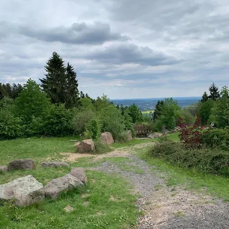 Lakefront Family Retreat Appartement Güntersberge