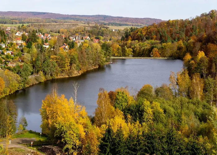 Lakefront Family Retreat * Güntersberge