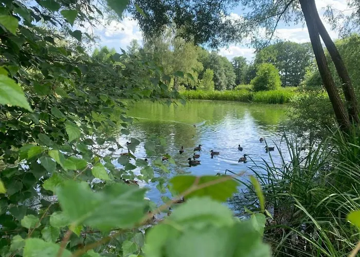 Lakefront Family Retreat Lägenhet *